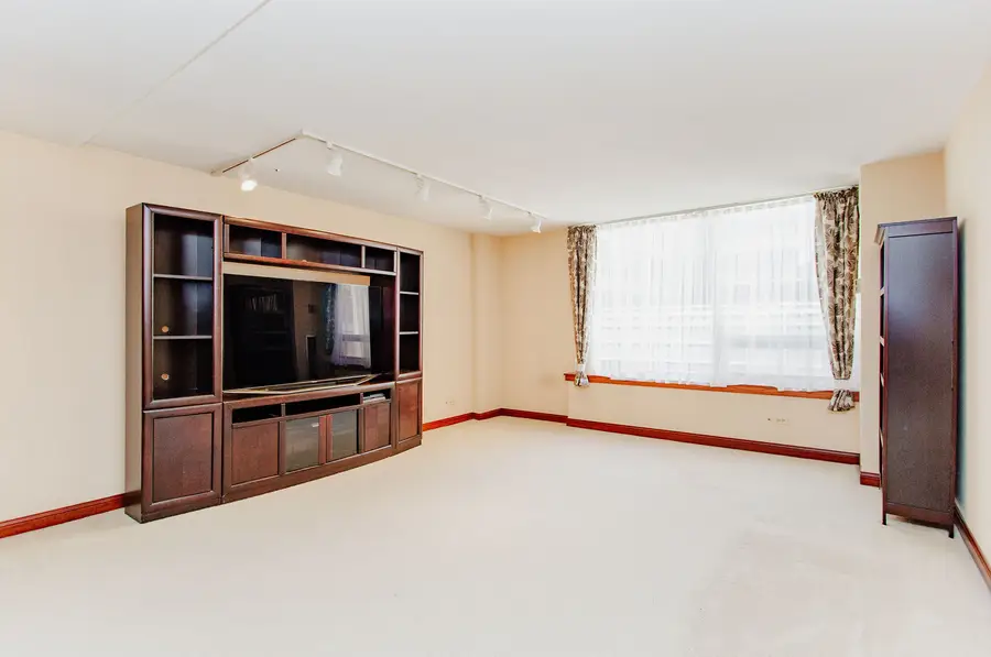 233 E Erie Street #1305, Chicago, IL 60611 - #2
