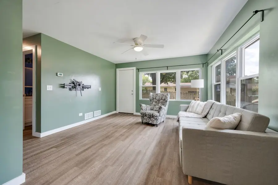502 Monroe Avenue, Ingleside, IL 60041 - #3