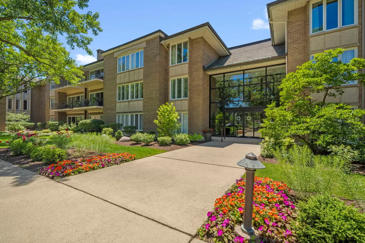 2 Oak Brook Club Drive #C106, Oak Brook, IL 60523 - #1