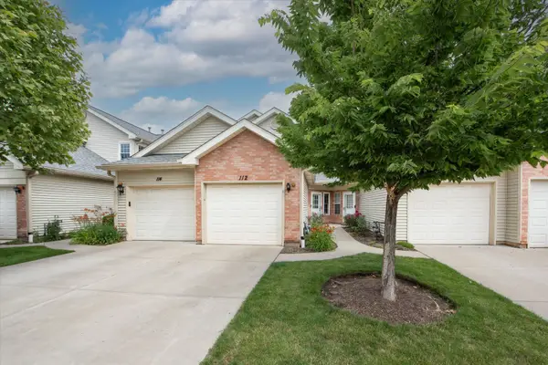 112 Golfview Drive #112, Glendale Heights, IL 60139