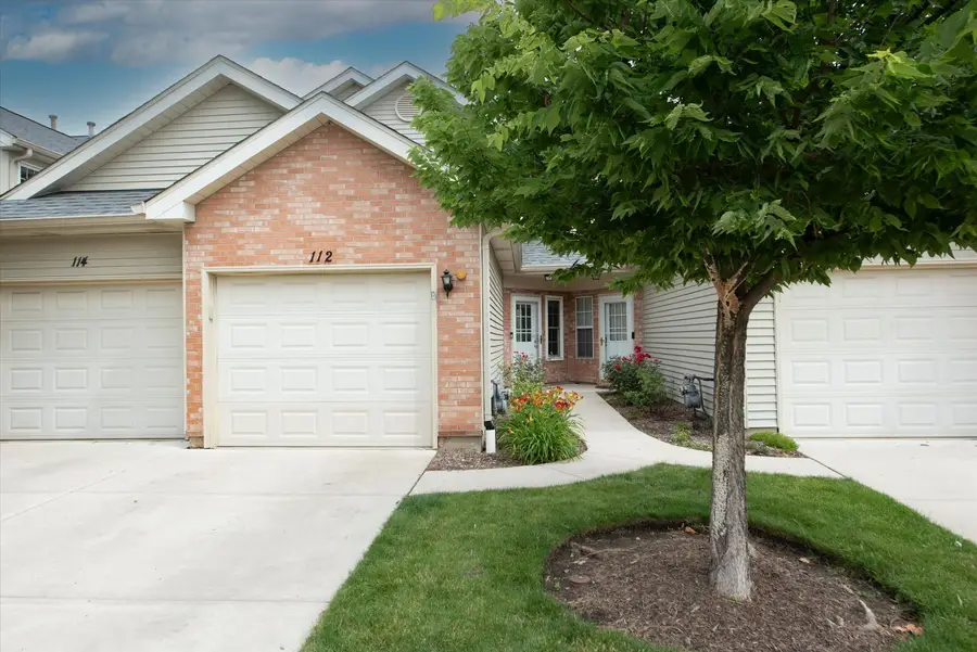 112 Golfview Drive #112, Glendale Heights, IL 60139 - #2