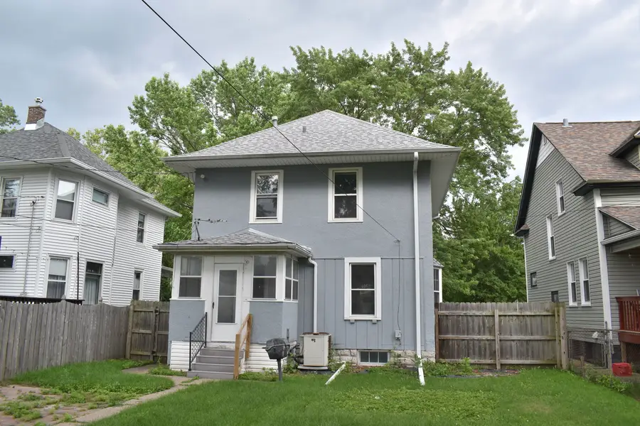 2113 14th Street, Moline, IL 61265 - #2