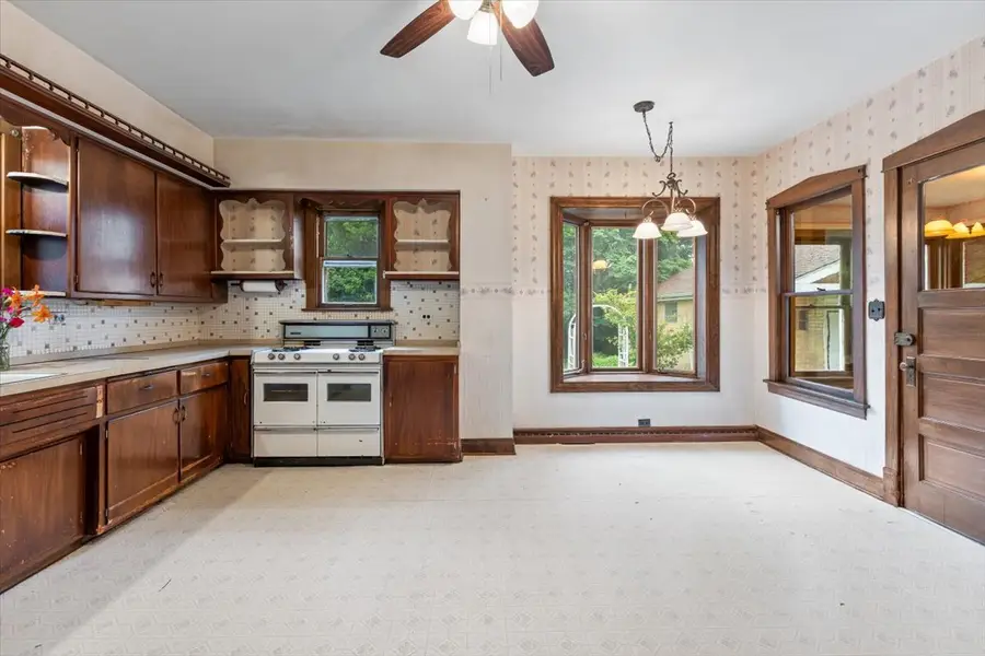 6317 Kirschoff Street, Rosemont, IL 60018 - #3