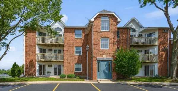 1362 Cunat Court #1A, Lake In The Hills, IL 60156