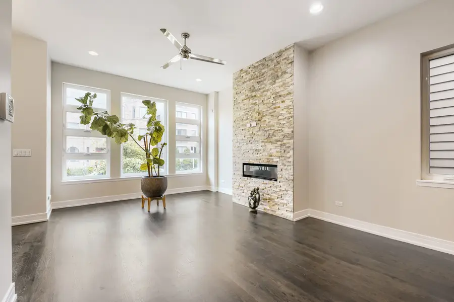 4814 S Champlain Avenue, Chicago, IL 60615 - #2