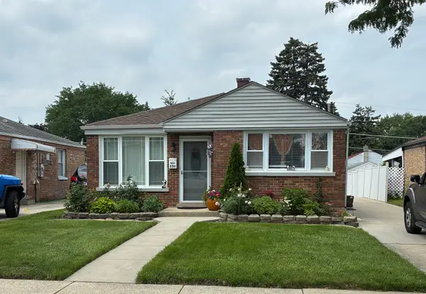 Address Withheld By Seller, Bellwood, IL 60104