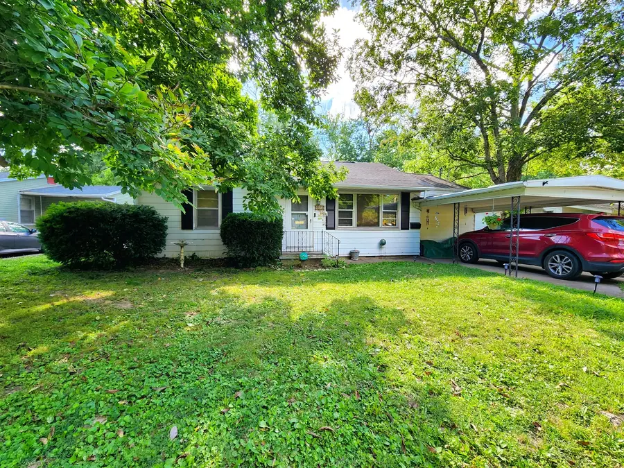 404 N Smith Street, Carbondale, IL 62901 - #2