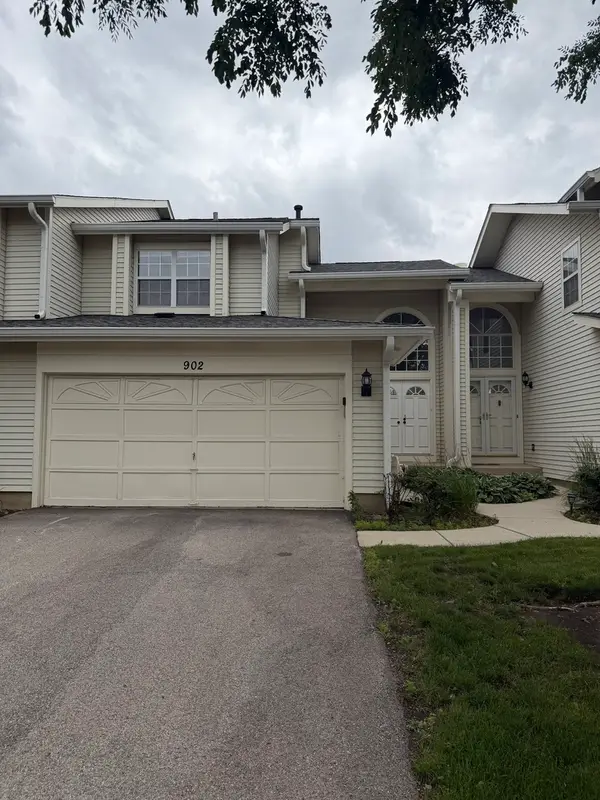 902 Sturnbridge Court, Schaumburg, IL 60173