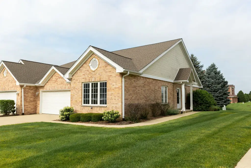 11432 Foxwoods Drive, Oak Lawn, IL 60453 - #1
