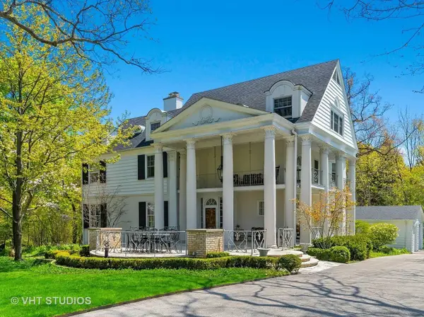 390 Hazel Avenue, Highland Park, IL 60035