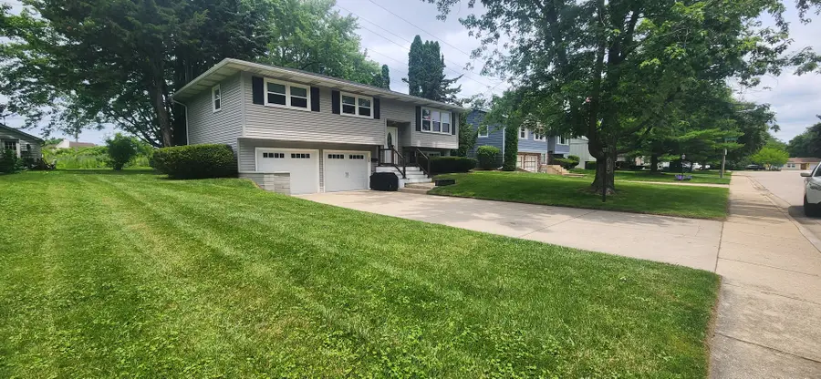 1240 Constellation Drive, Aurora, IL 60505 - #3