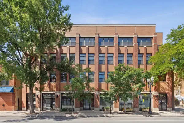 1908 W Irving Park Road #402, Chicago, IL 60613