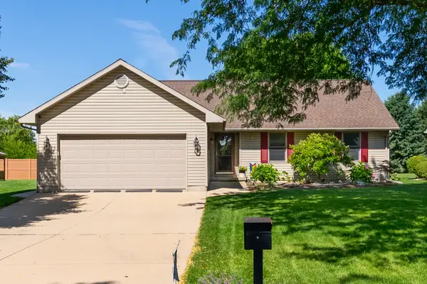 2738 Becker Drive, Peru, IL 61354