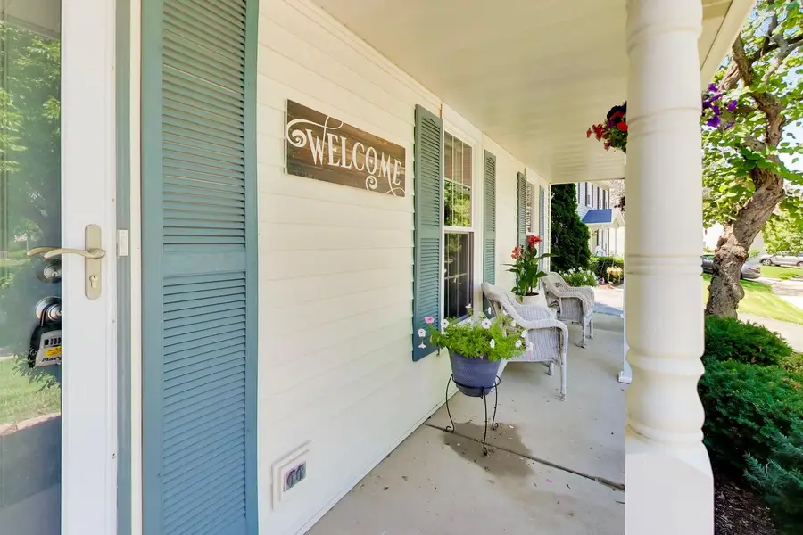 1572 Marquette Avenue, Naperville, IL 60565 - #2