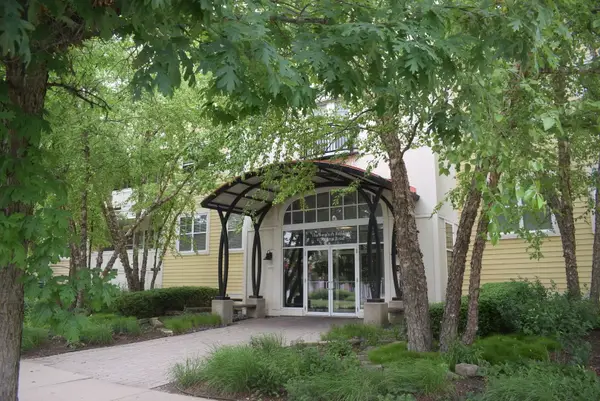 977 Harris Road #32, Grayslake, IL 60030