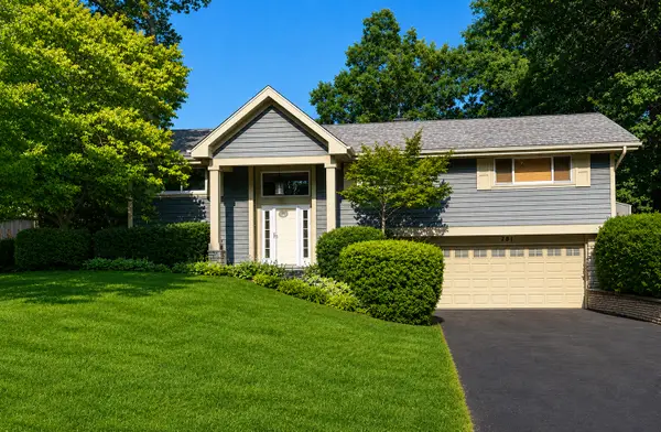 781 Shag Bark Lane, Deerfield, IL 60015