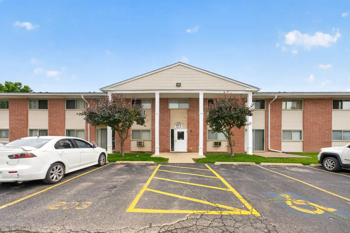 703 Fullerton Avenue #207, Glendale Heights, IL 60139 - #1