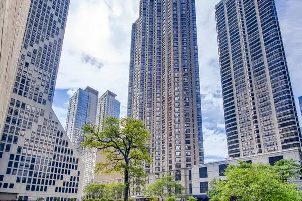 401 E Ontario Street #2307, Chicago, IL 60611