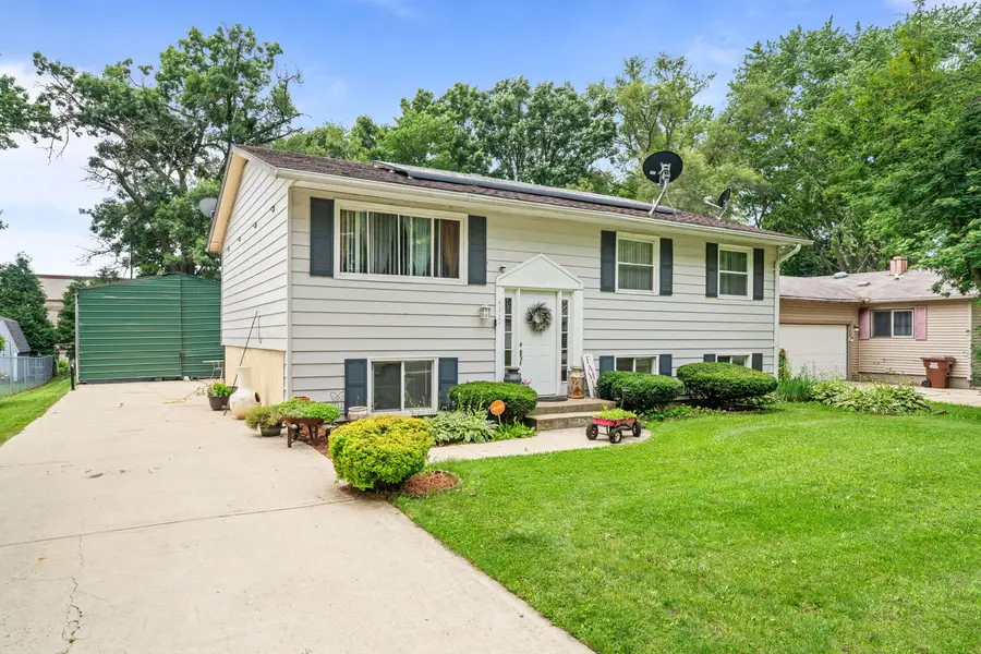 4327 Mayflower Avenue, Rockford, IL 61109 - #2