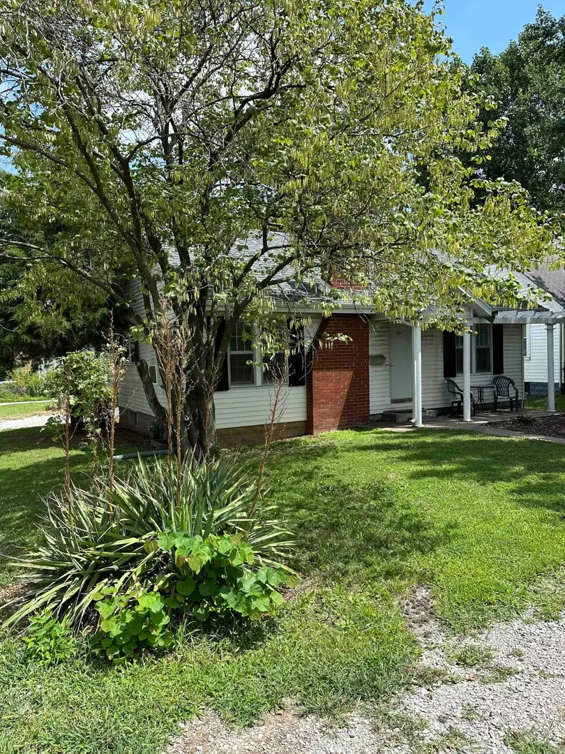 800 S 25th Street, Mount Vernon, IL 62864 - #2