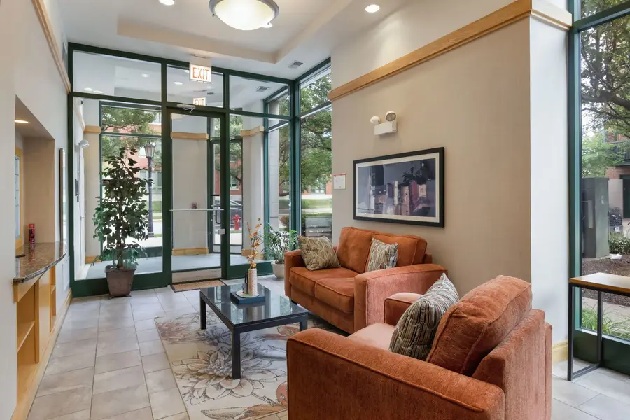 125 N Euclid Avenue #303, Oak Park, IL 60301 - #2