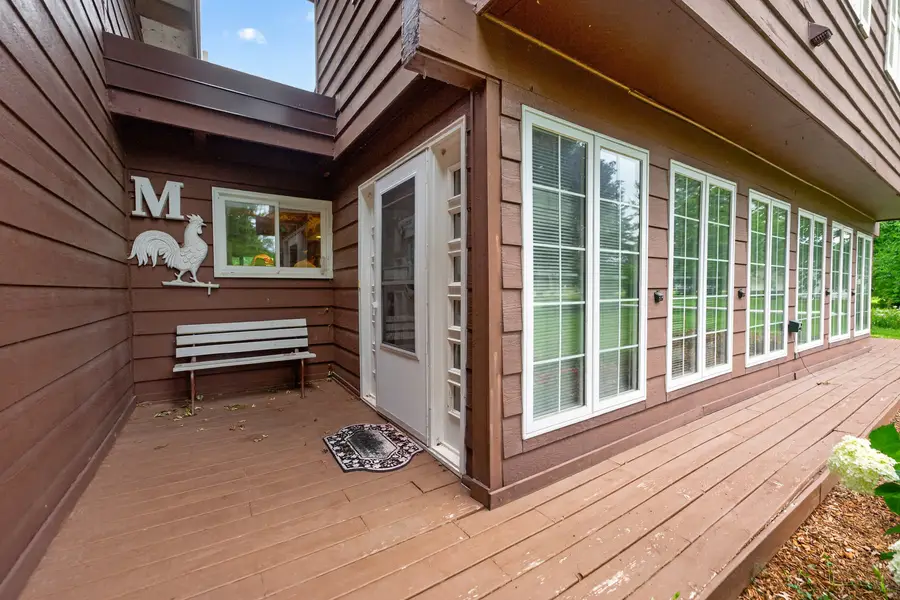 511 N Woodland Drive, Dixon, IL 61021 - #3