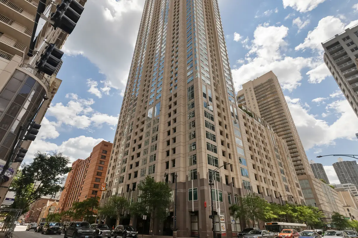 33 W Ontario Street #30H, Chicago, IL 60654 - #1
