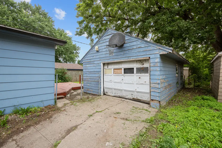 233 4th Street E, Milan, IL 61264 - #3