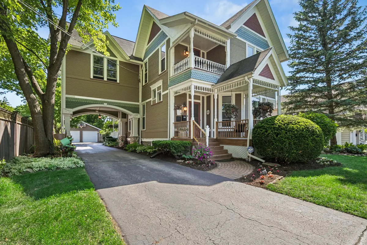 151 Park Avenue, Grayslake, IL 60030 - #1