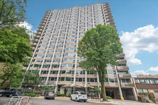 555 W Cornelia Avenue #2012, Chicago, IL 60657