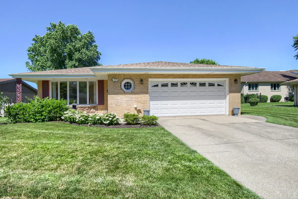 2630 Somerset Drive, Westchester, IL 60154 - #1