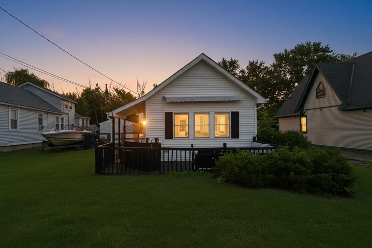 23016 W Lakeview Avenue, Antioch, IL 60002 - #1