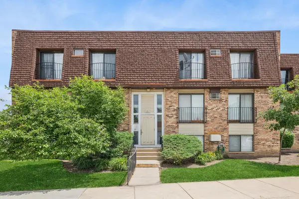 175 N Waters Edge Drive #201, Glendale Heights, IL 60139