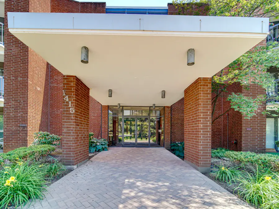 1415 E Central Road Ne #305A, Arlington Heights, IL 60005 - #3