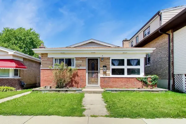 Address Withheld By Seller, Berwyn, IL 60402