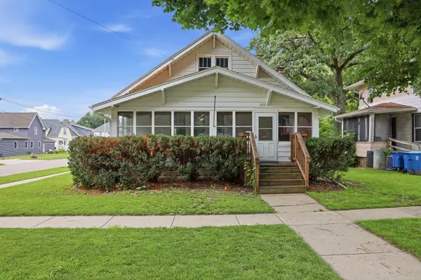 603 N Jefferson Avenue, Dixon, IL 61021