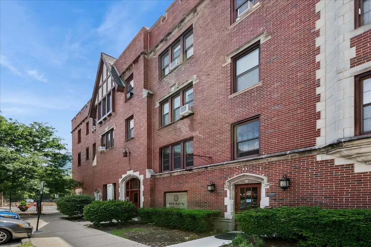 1103 Holly Court #206, Oak Park, IL 60301 - #1