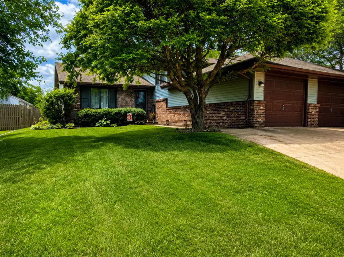 531 W Oak Street, Coal City, IL 60416 - #1