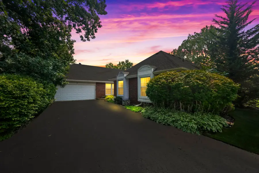 1 Oak Creek Road, Rolling Meadows, IL 60008 - #2