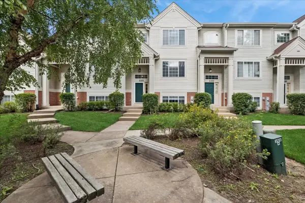 1333 New Haven Drive #1333, Cary, IL 60013