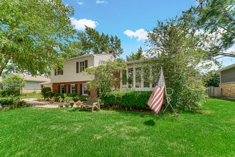1449 E Joan Drive, Palatine, IL 60074 - #2