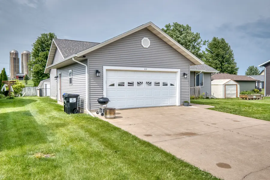 82 Prairie Drive, Miles, IA 52064 - #2