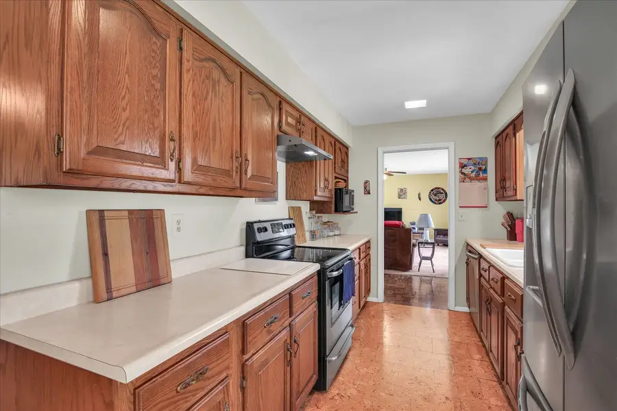 1116 Newbury Road, Champaign, IL 61821 - #3