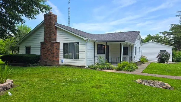 2769 Old 51 Road, Sandoval, IL 62882