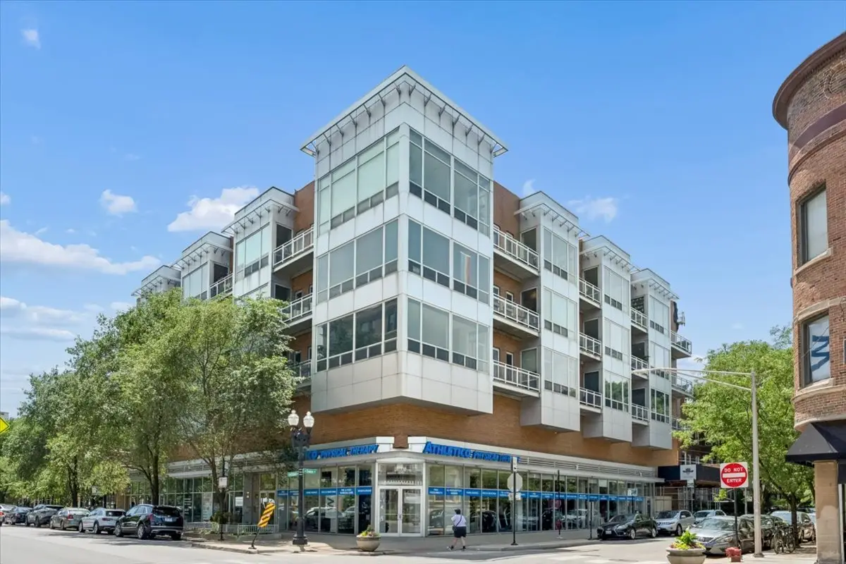 3920 N Sheridan Road #505, Chicago, IL 60613 - #1