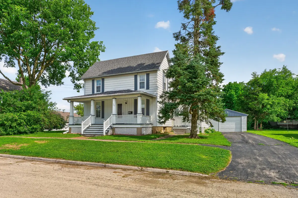 121 W 6th Street, Byron, IL 61010 - #1