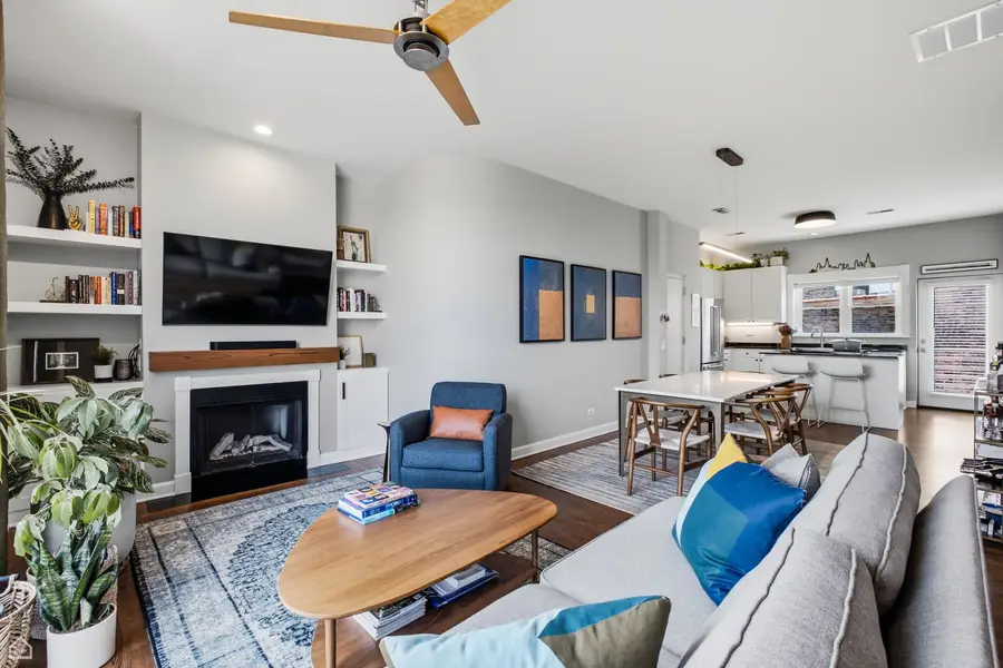 645 W Surf Street #A4, Chicago, IL 60657 - #3