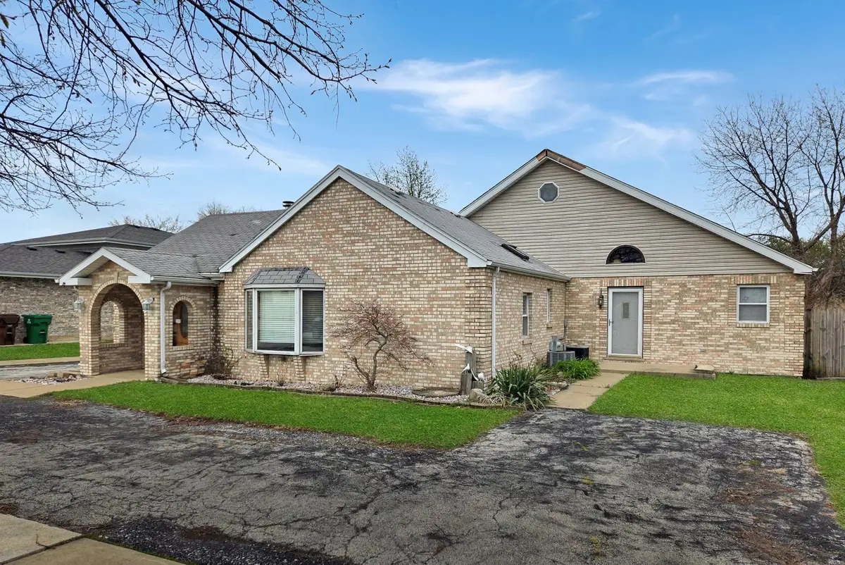 16621 84th Avenue, Tinley Park, IL 60477 - #1