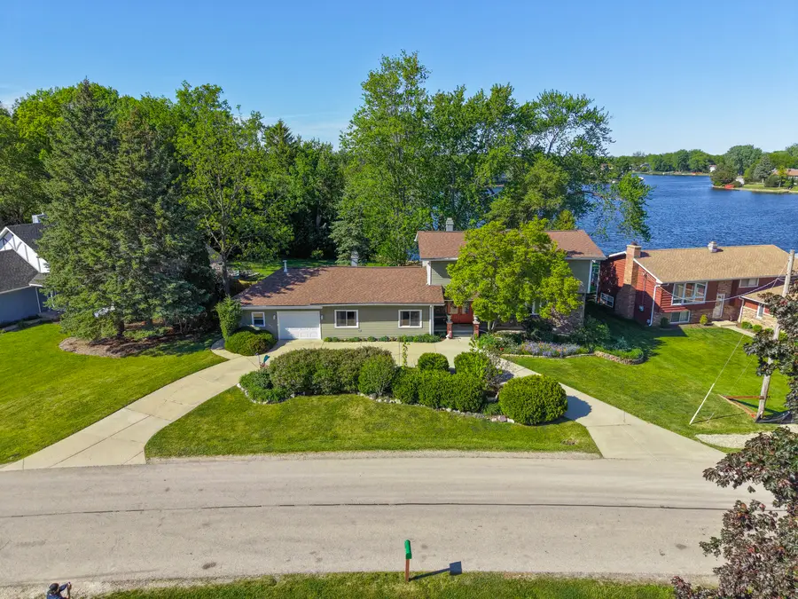 2004 Sprucewood Lane, Lindenhurst, IL 60046 - #2