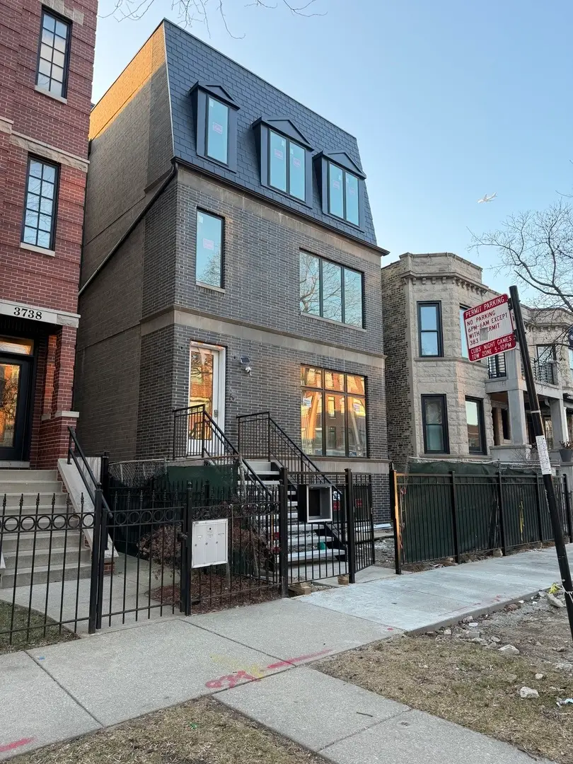 3740 N Racine Avenue #1, Chicago, IL 60613 - #1